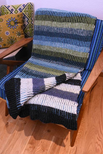 Nordic Hands: 25 Fiber Craft Projects to Discover Scandinavian Culture